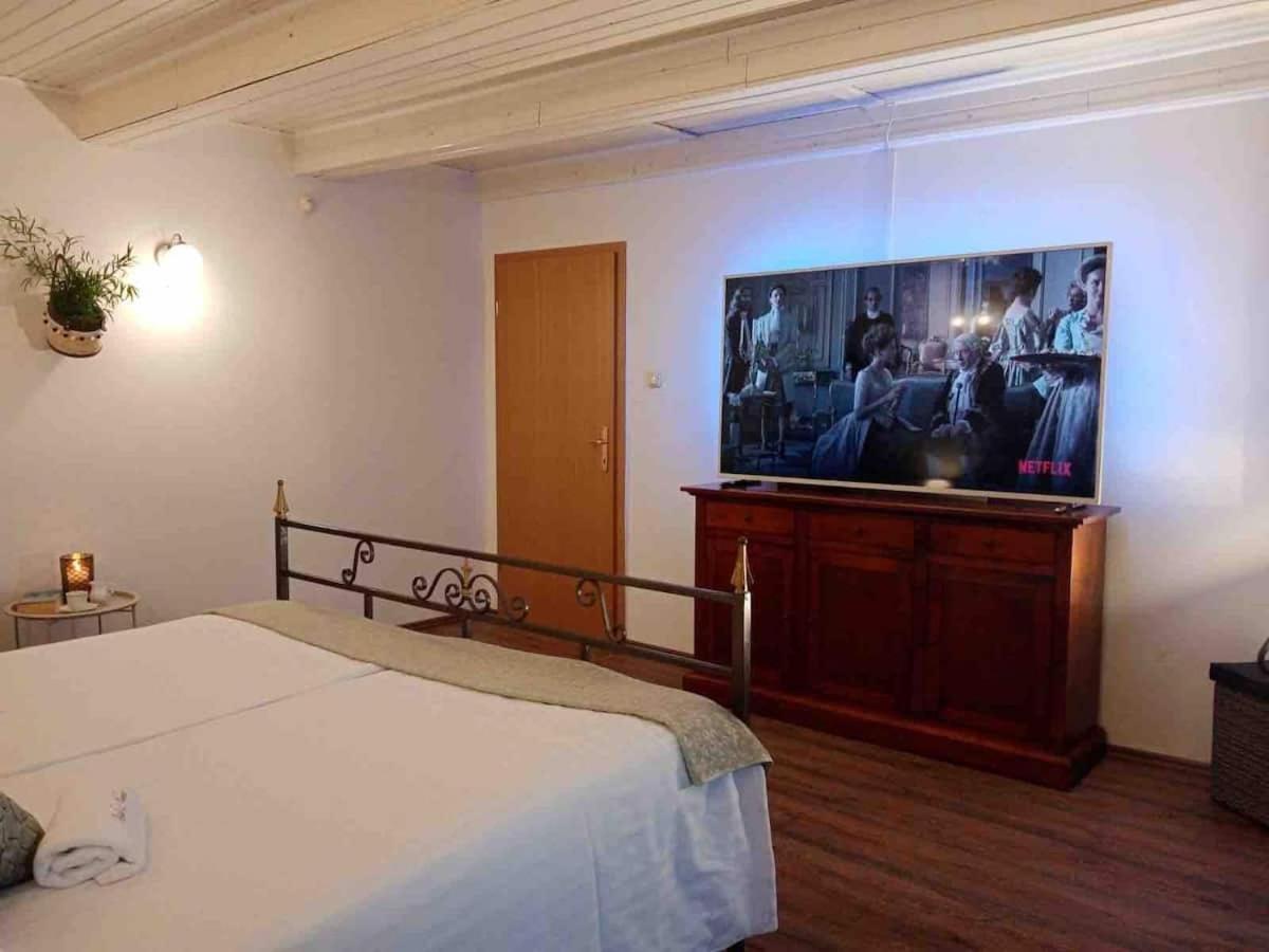 Villa Nona Tamara With Astonishing Sea & Mountains View Bribir  Bagian luar foto